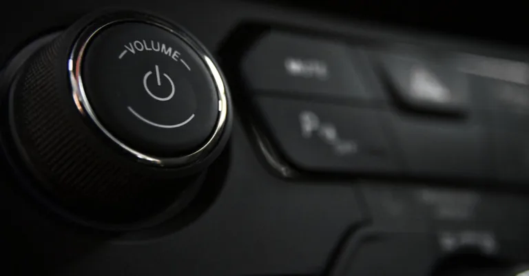 contrôlez facilement le volume de vos appareils audio pour une expérience sonore optimale et personnalisée.