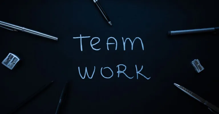 découvrez notre outil collaboratif innovant qui facilite le travail en équipe, améliore la communication et booste la productivité de vos projets.