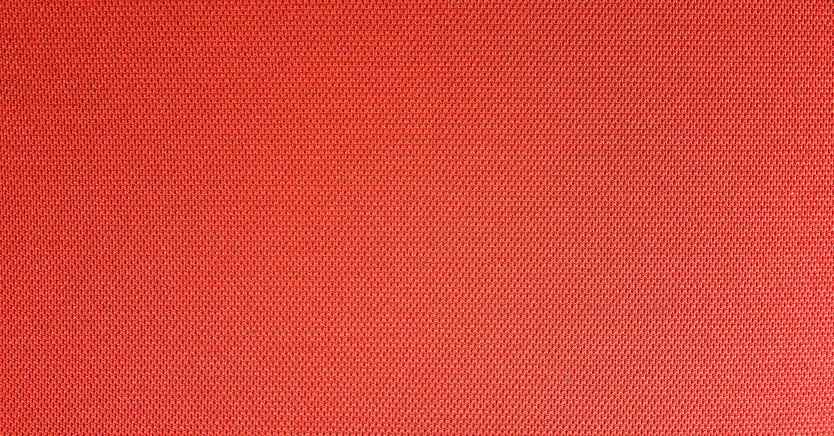 découvrez tout sur la couleur rouge : significations, émotions, et utilisations dans l'art et la mode.