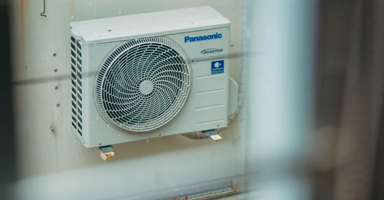 découvrez le coût d’installation d’une pompe à chaleur air-eau, les facteurs qui influencent le prix et les aides financières disponibles.