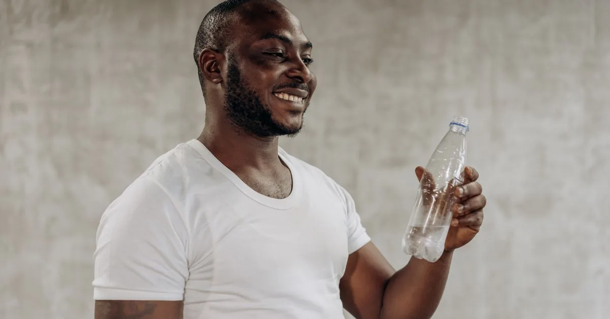 découvrez la consommation moyenne d'eau par personne et par an, ses implications environnementales et des conseils pour réduire votre usage quotidien.