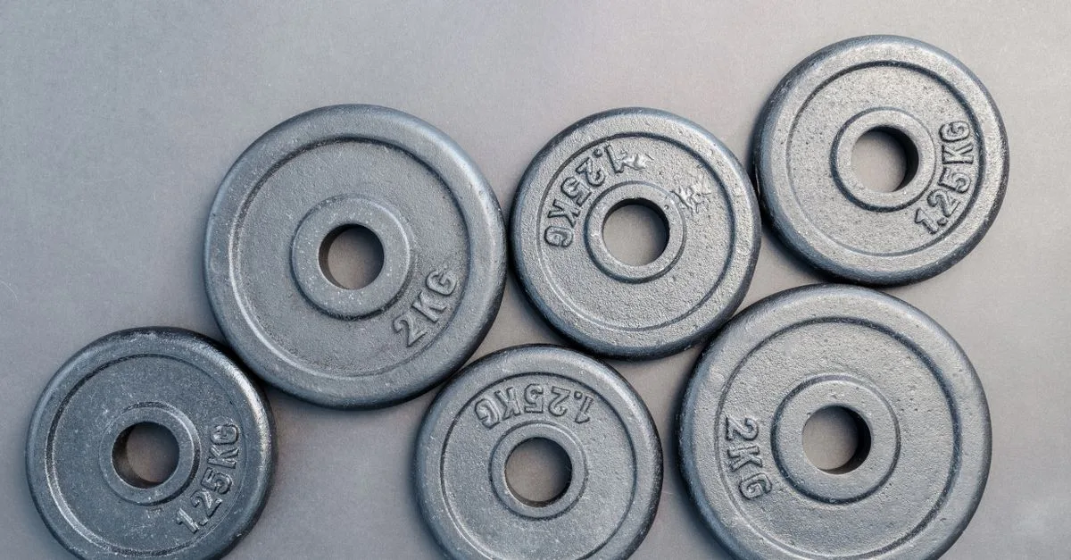 découvrez la capacité de charge d’une cheville molly et les facteurs qui l’influencent : diamètre, type de plaque de plâtre et qualité de la pose.