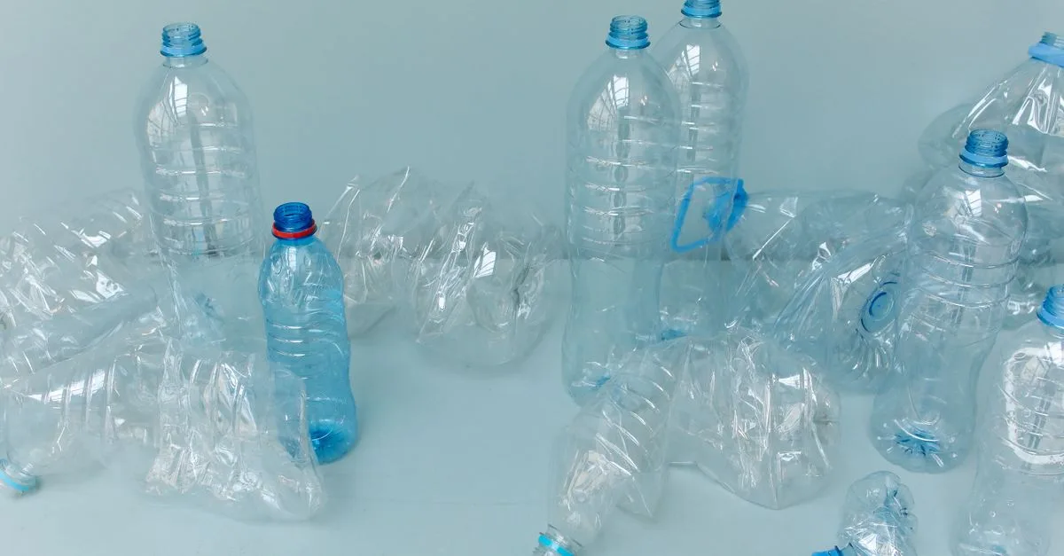découvrez l'importance du recyclage des bouteilles en plastique pour protéger l'environnement et réduire les déchets. apprenez comment recycler efficacement et participez à un avenir plus durable.